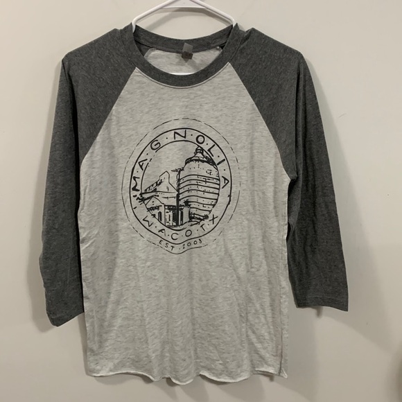 Magnolia T-Shirt, next level apparel, size Small, very good condition - Picture 1 of 5